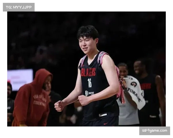 杨瀚森出场时间创新高 开拓者培养年轻球员策略明确